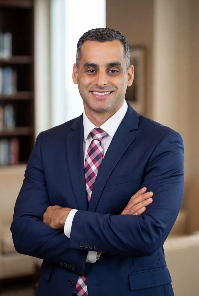 Dr. Sam Elguizaoui - Orthopedic Surgeon